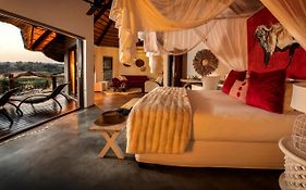 Pondoro Game Lodge